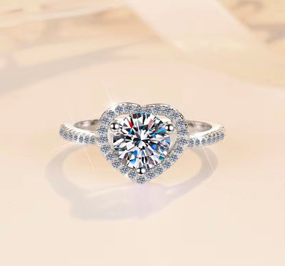 Romance Heart 18K White Gold Plated, 1 Carat Ring - J.Resilience