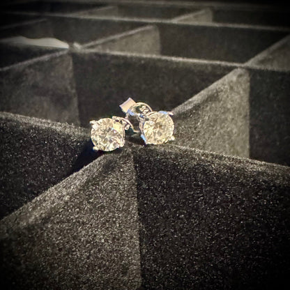 Classic Earrings (Clear or Black) 0.5 - 1ct Moissanite - J.Resilience