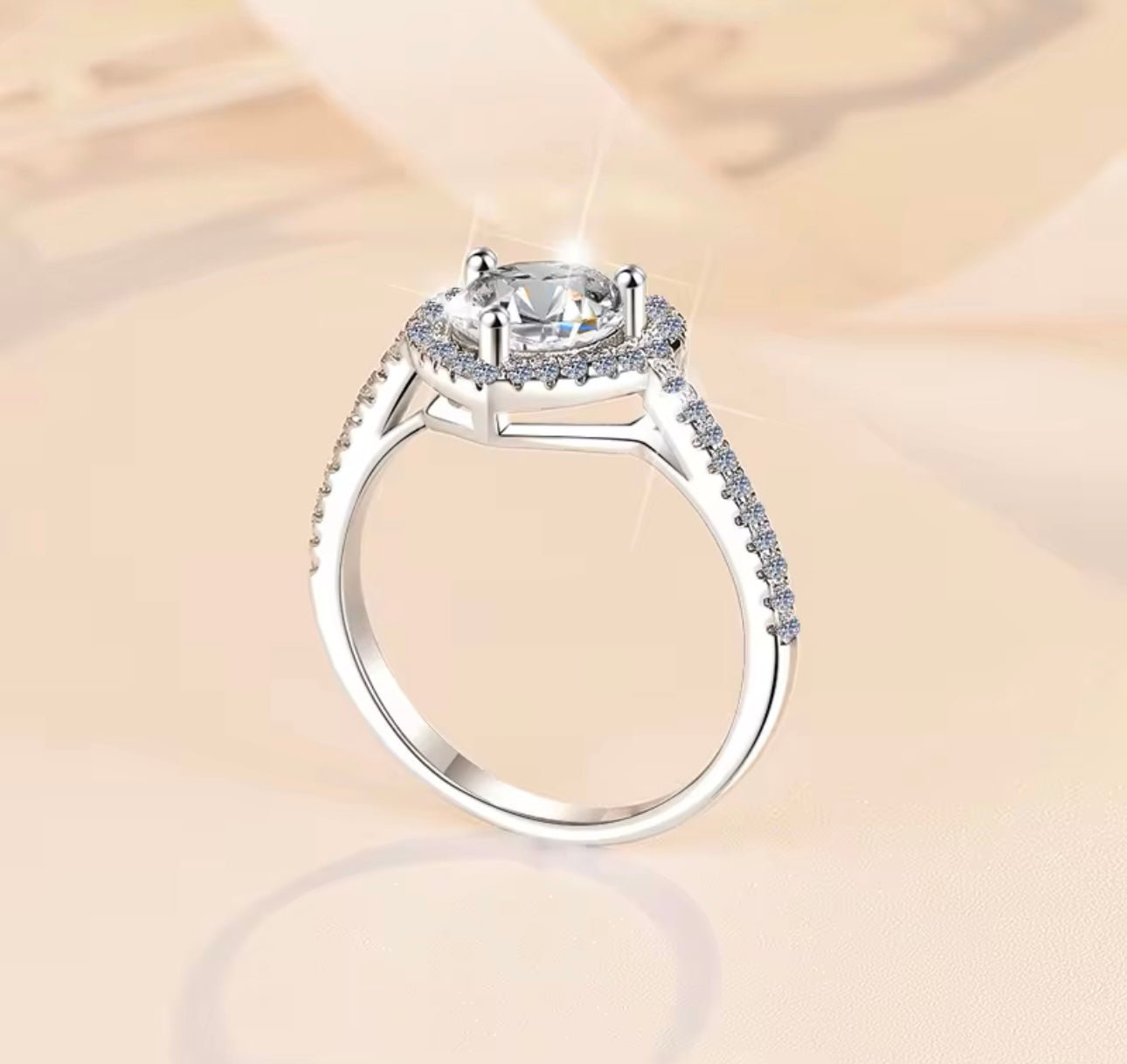 Romance Heart 18K White Gold Plated, 1 Carat Ring - J.Resilience
