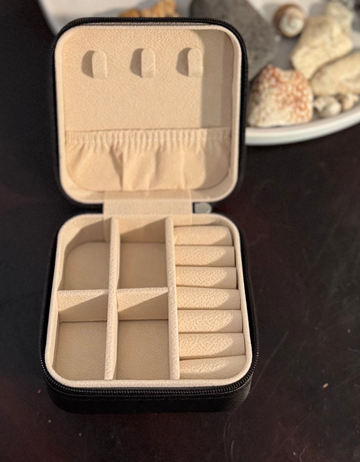 Portable Square Jewelry Organizer with Zipper